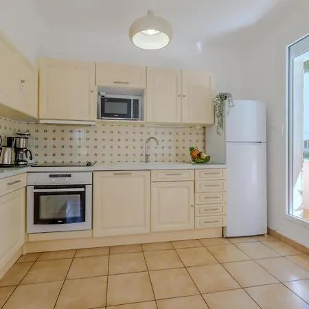 Apartment Antinea-4 By Interhome La Grande-Motte