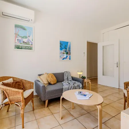 Antinea-4 By Interhome Apartmán *